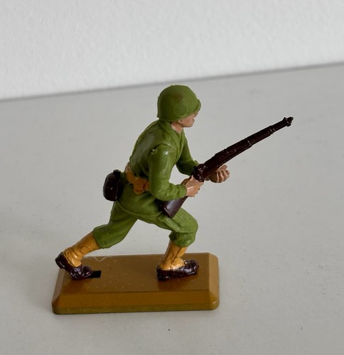 Soldat britains ltd 1971 - britains,