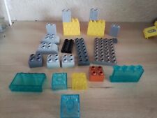 LEGO DUPLO. VRAC PLAQUES, TOITS, AUTRES (LOT 21)