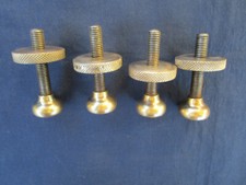 4 pieds réglables ancien