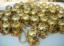 Casques de plongée miniatures