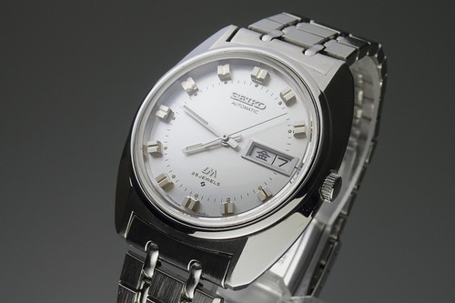 Vintage 1973 japan - 1973, seiko