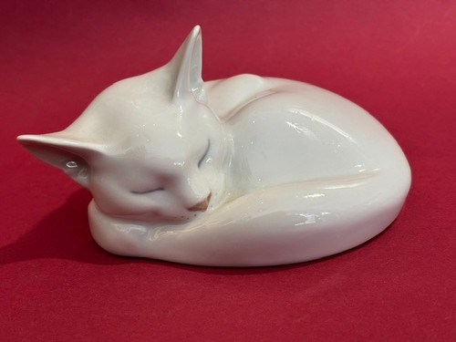 Figurine chat dormant peint - chat,