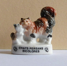 Atlas Animals Bean - Bicolor Persian Cats