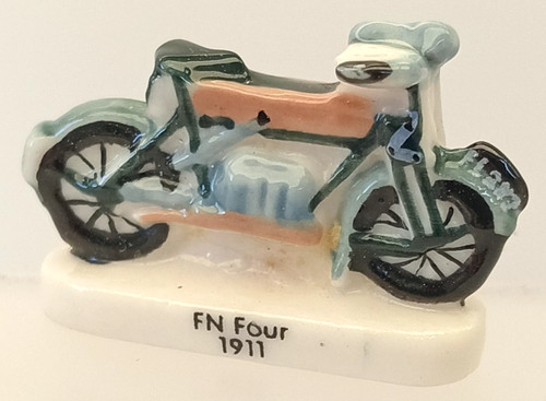 Fève moto four - -,