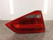 Feu arriere secondaire gauche