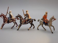HOLLOW LEAD XR 3 ARABIC RIDERS ON HORSES ALUMINUM BICAIL