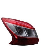 Feu arriere principal gauche