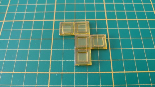Polyominos jaune pentomino - , en