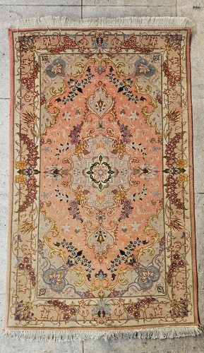 Tapis ancien tabri - ancien, fait