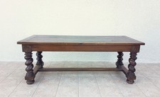 Table Louis XIII en noyer