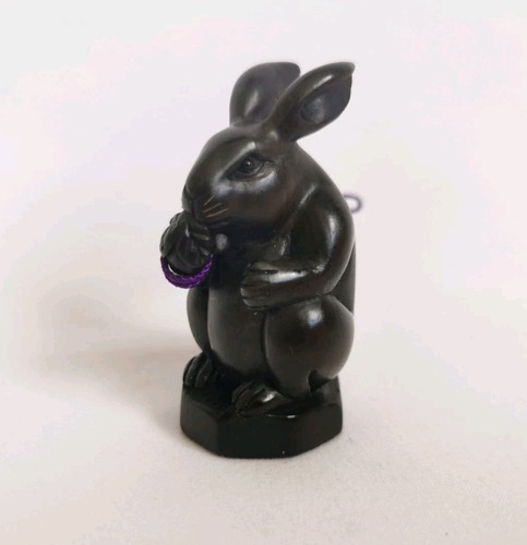 Tagayasan netsuke signé - tagayasan, en