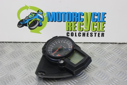 Suzuki gsxr 1000 clocks dash - suzuki,
