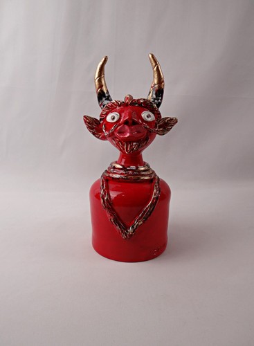 Diable rouge cornu - de, barcelos
