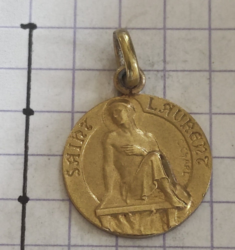 Pendentif médaille saint - médaille,