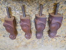 4 pieds anciens de meuble