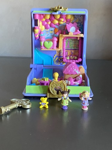 Polly pocket purple book - polly,