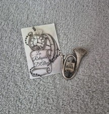 Insigne / pucelle 8 e