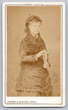 CDV 1870 Femme élégante à