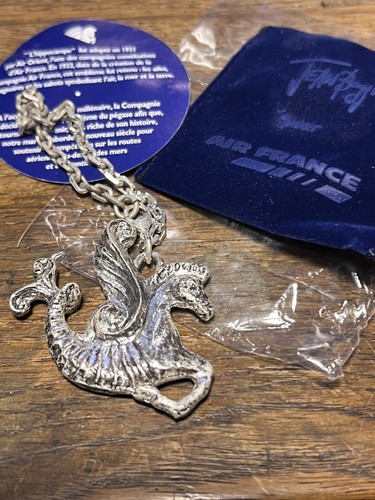 Rare porte clé key - ring, air