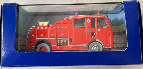 Voiture tintin le camion - en,