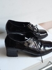 chaussure femme en cuir marque