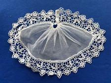 Ancien petit nœud de col