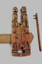 old Dogon carved wooden lock /old mali lock in carved wood