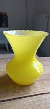 Joli Petit Vase Jaune Opaline Années 50/ 60