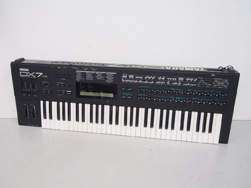 Yamaha dx7 iid synthesizer - yamaha,