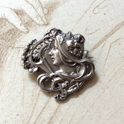 Ancienne broche art - broche, nouveau