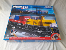 PLAYMOBIL 5258 RC TRAIN PORTE COTENAIRS MARCHANDISES NEUF SEULEMENT OUVERT