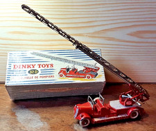 Voiture de pompiers Delahaye