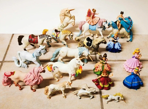 Lot figurines pvc - lot,