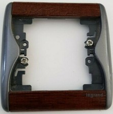 85310 Legrand Sagane Plaque