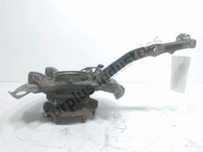 MOYEU AVANT DROIT TOYOTA HILUX