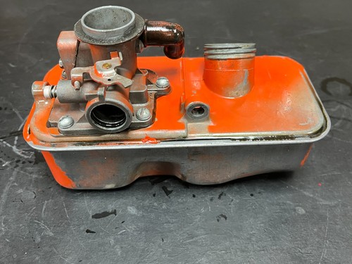 Reservoir carburateur - reservoir,