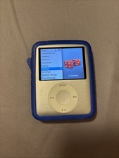 Apple iPod Shuffle 3rd Generation - 4GB