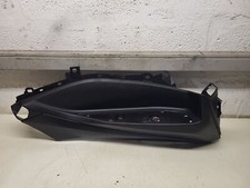 YAMAHA XMAX 125 LOWER FOOT PANEL (15383)