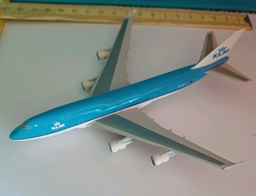 Avion miniature herpa - avion,