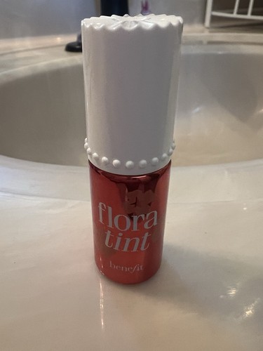 Benefit flora tint - flora, stain
