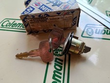 Datsun Nissan 720 Pick Up Set Key Fuel Lock Cylinder Nos