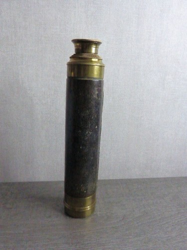 Ancienne longue vue laiton - longue, en