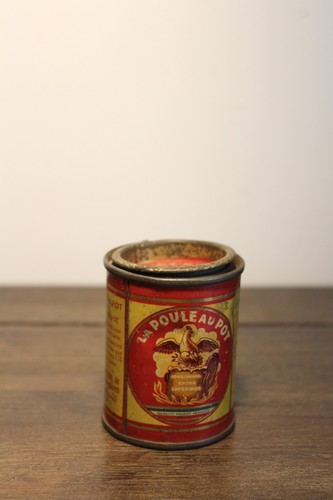 Ancienne petite boîte - , en