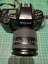 Nikon F90X reflex argentique 35 mm + objectif AF Nikkor 28-200mm 1/3.5-5.6 D