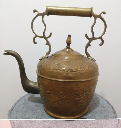 Bouilloire ancienne marocaine