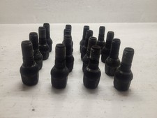 Goujon de roue jante tôle pour citroën saxo essence de 2000