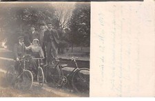 60 - No. 64880 - NOYON - A woman, surrounded by men with their bikes - Cart