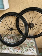 roue vélo noir 