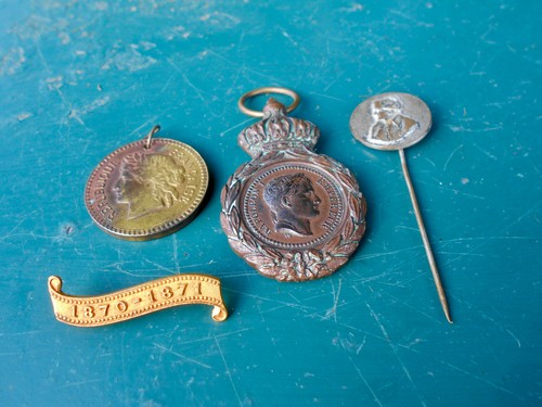 Lot broche napoleon - lot,