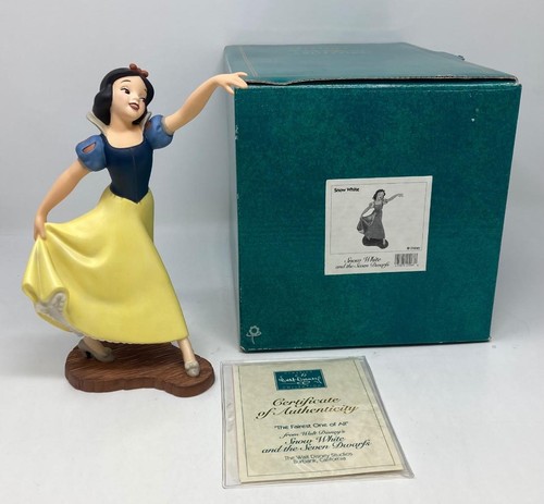 Walt disney wdcc snow - disney,